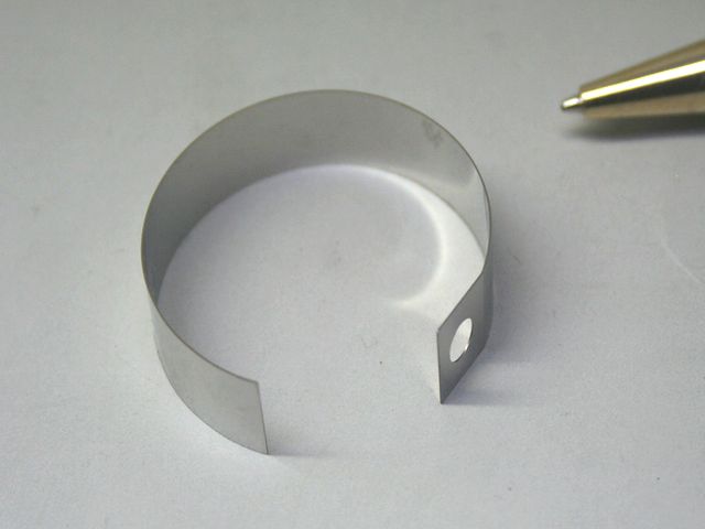 ステンレス Φ30リング板バネ｜有限会社こだま製作所